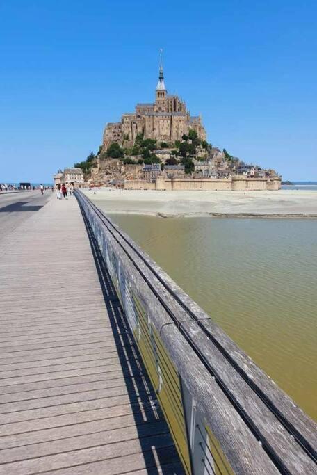 Gite Pontors'Home Mont Saint-Michel Pontorson Exteriör bild